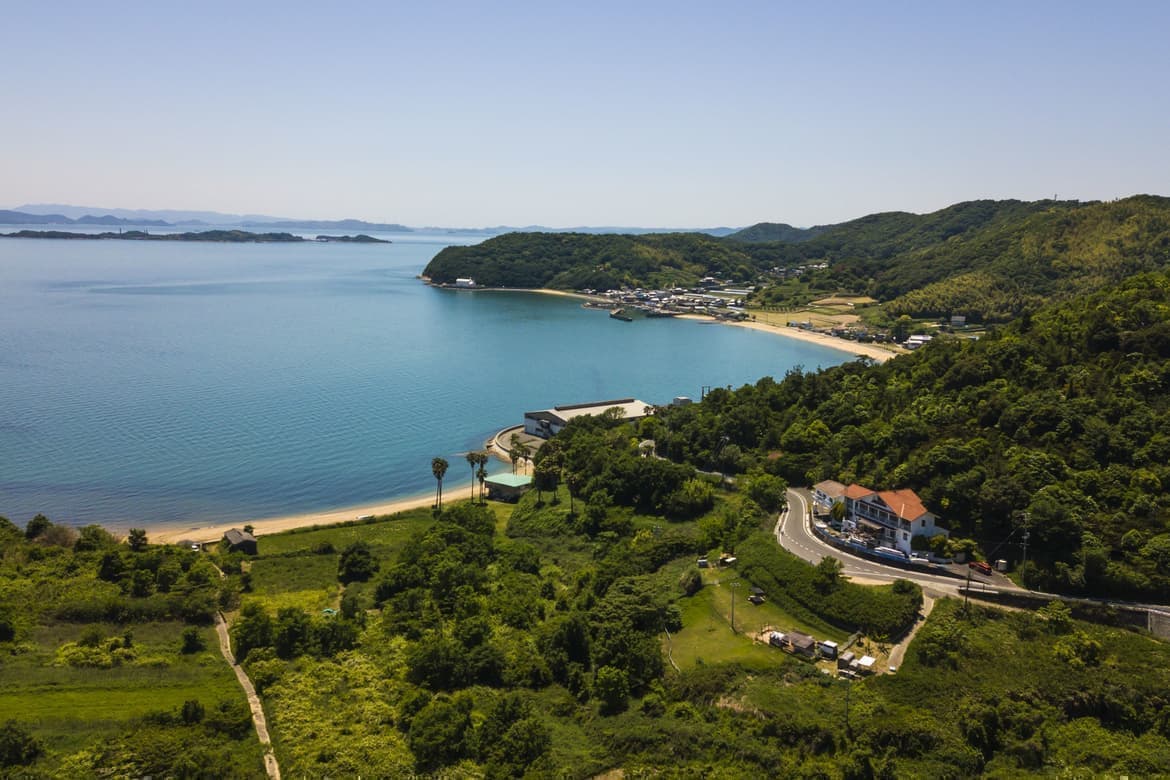 岡山県瀬戸内市牛窓町のペンションくろしお丸の外観