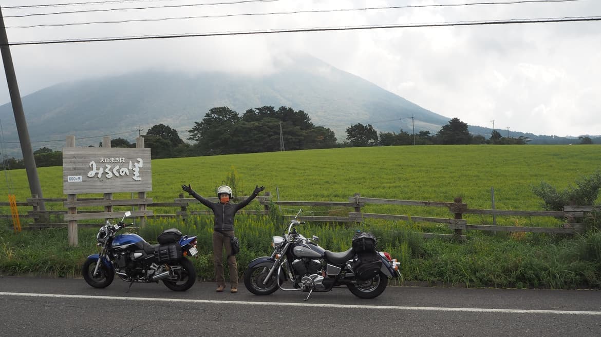 岡山県瀬戸内市牛窓町のペンションくろしお丸のオーナーとバイク